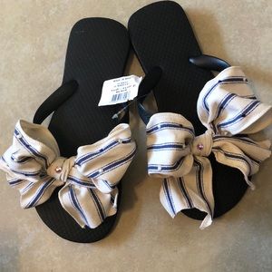 Fully decorated flip-flops